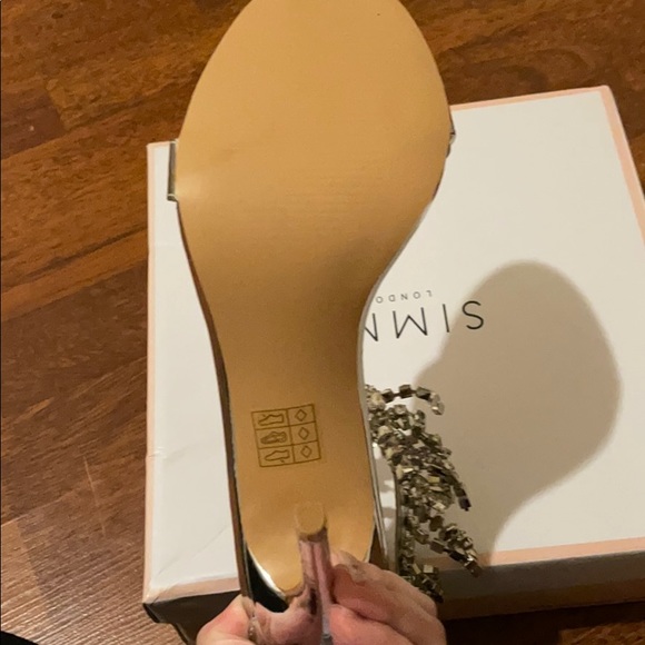 Open Toe heels - Picture 2 of 8